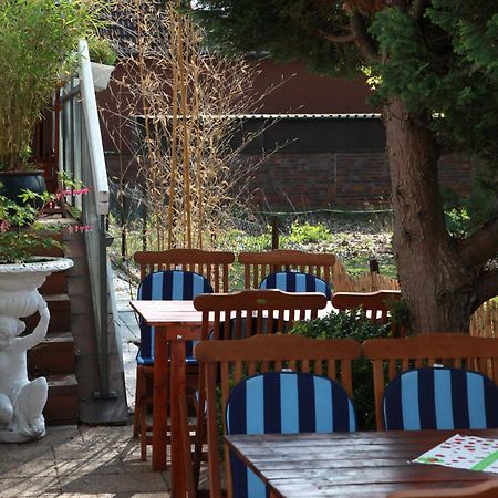Hotellerie Gasthaus Schubert Garbsen Exterior foto